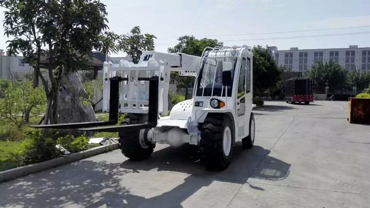 telehandler 17