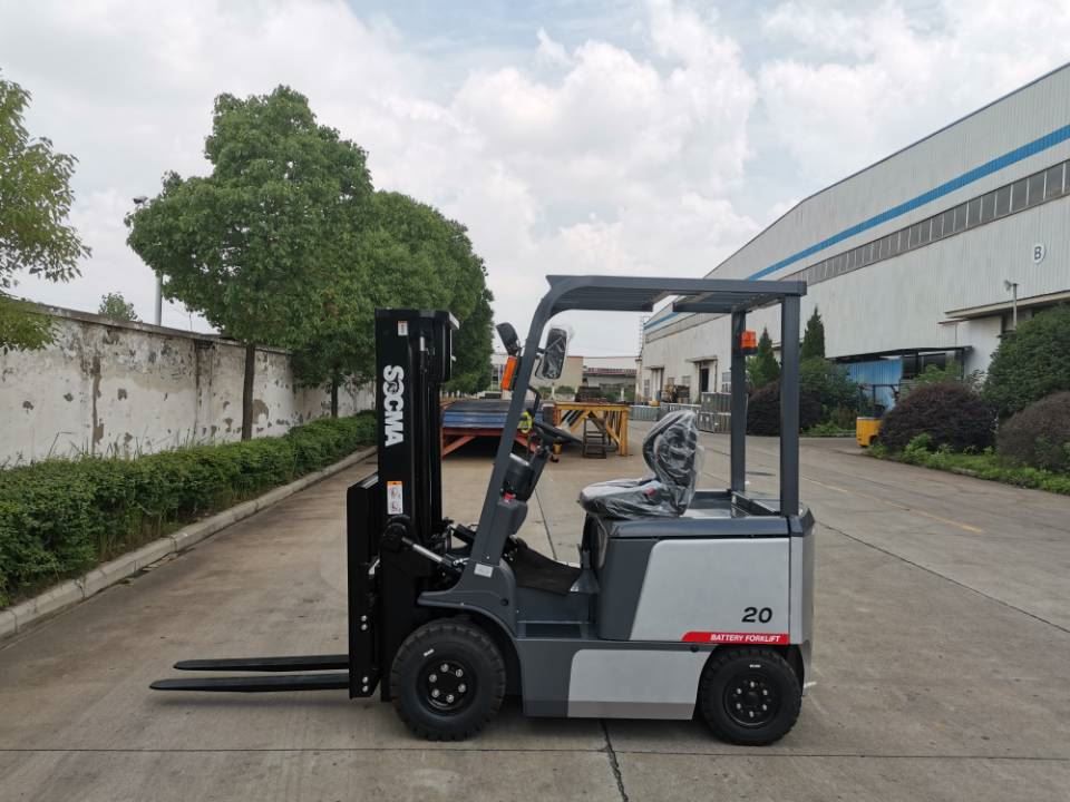 2 ton electric forklift
