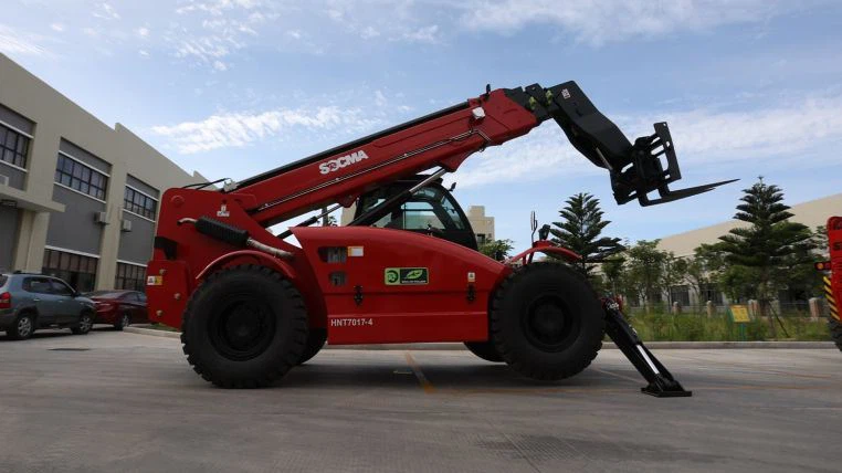 telescopic handler forklift