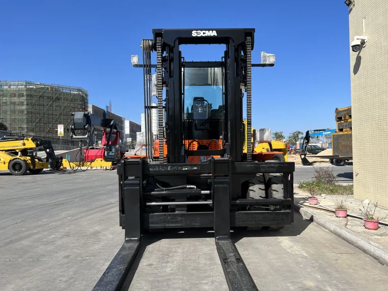 forklift truck