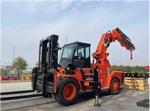 SOCMA Grúa Carretilla elevadora 16 Toneladas Carretilla grúa